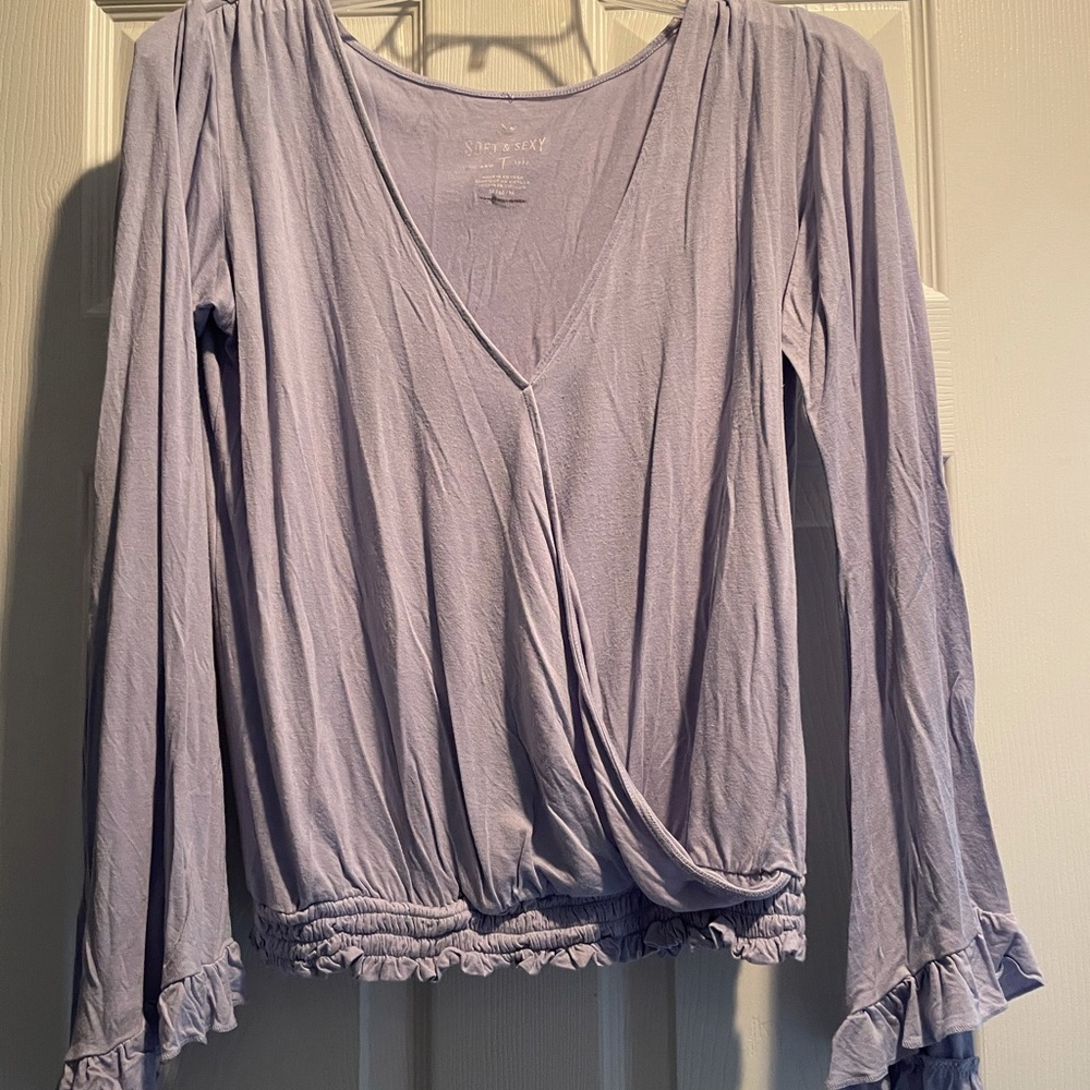 AE Drop sleeve top